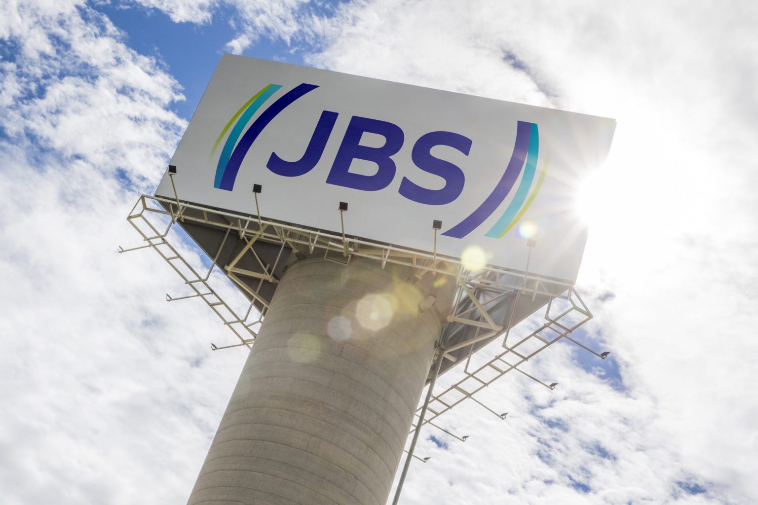 Indonesia Sovereign Fund Invests USD$2.5 Billion in Joint Venture with JBS